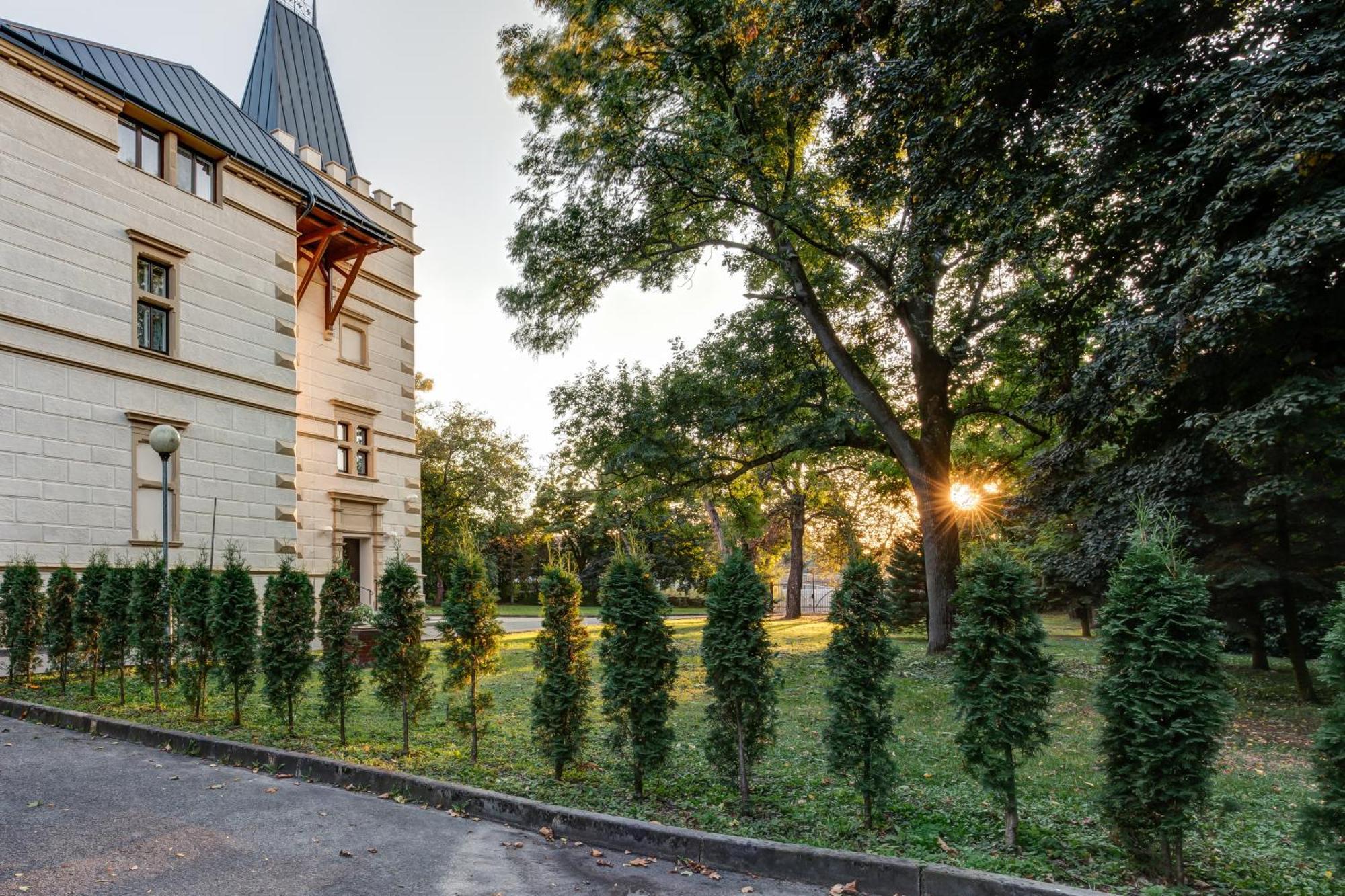 Vila Austerlitz Exterior foto